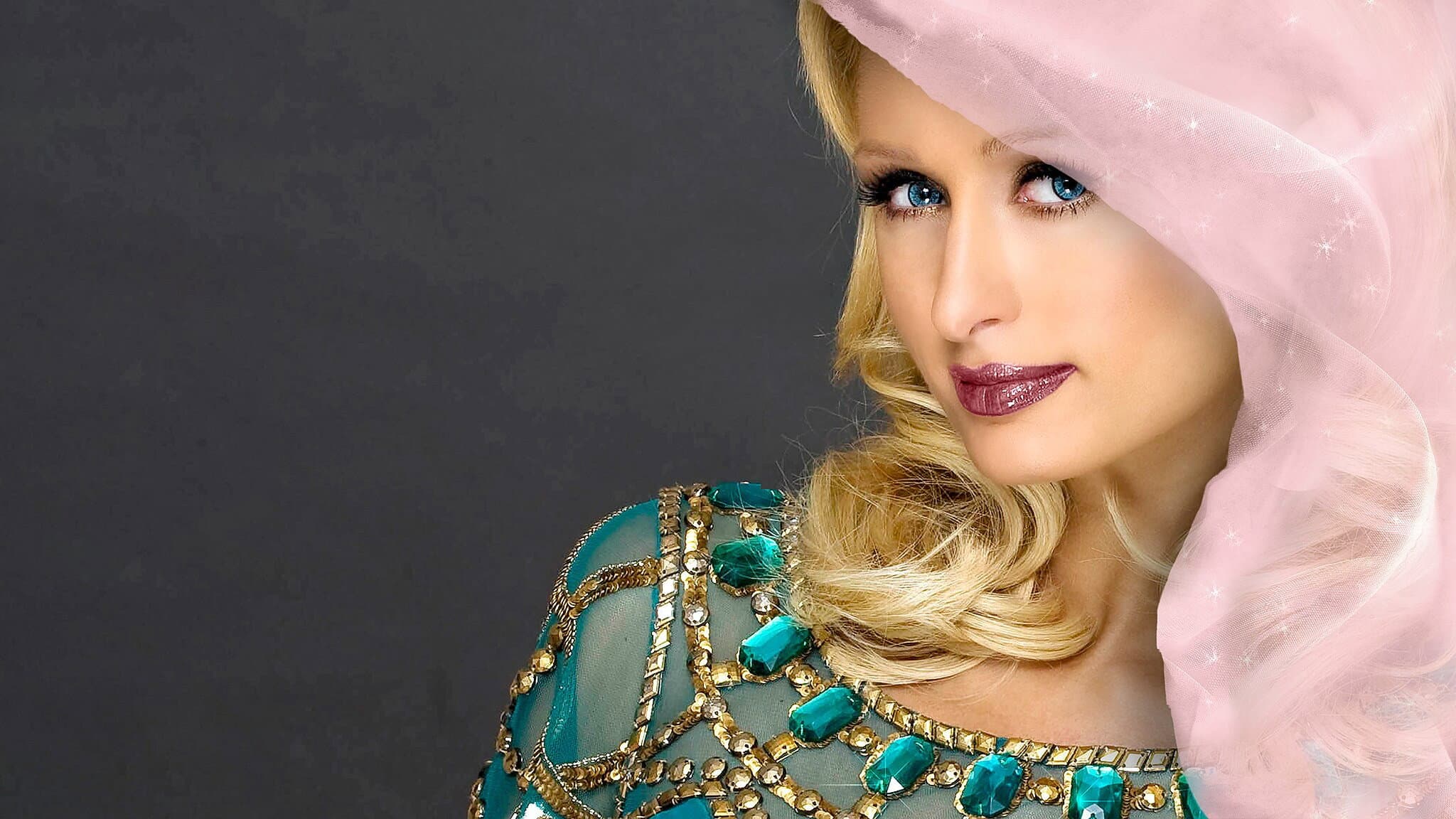 Paris Hilton's My New BFF Dubai